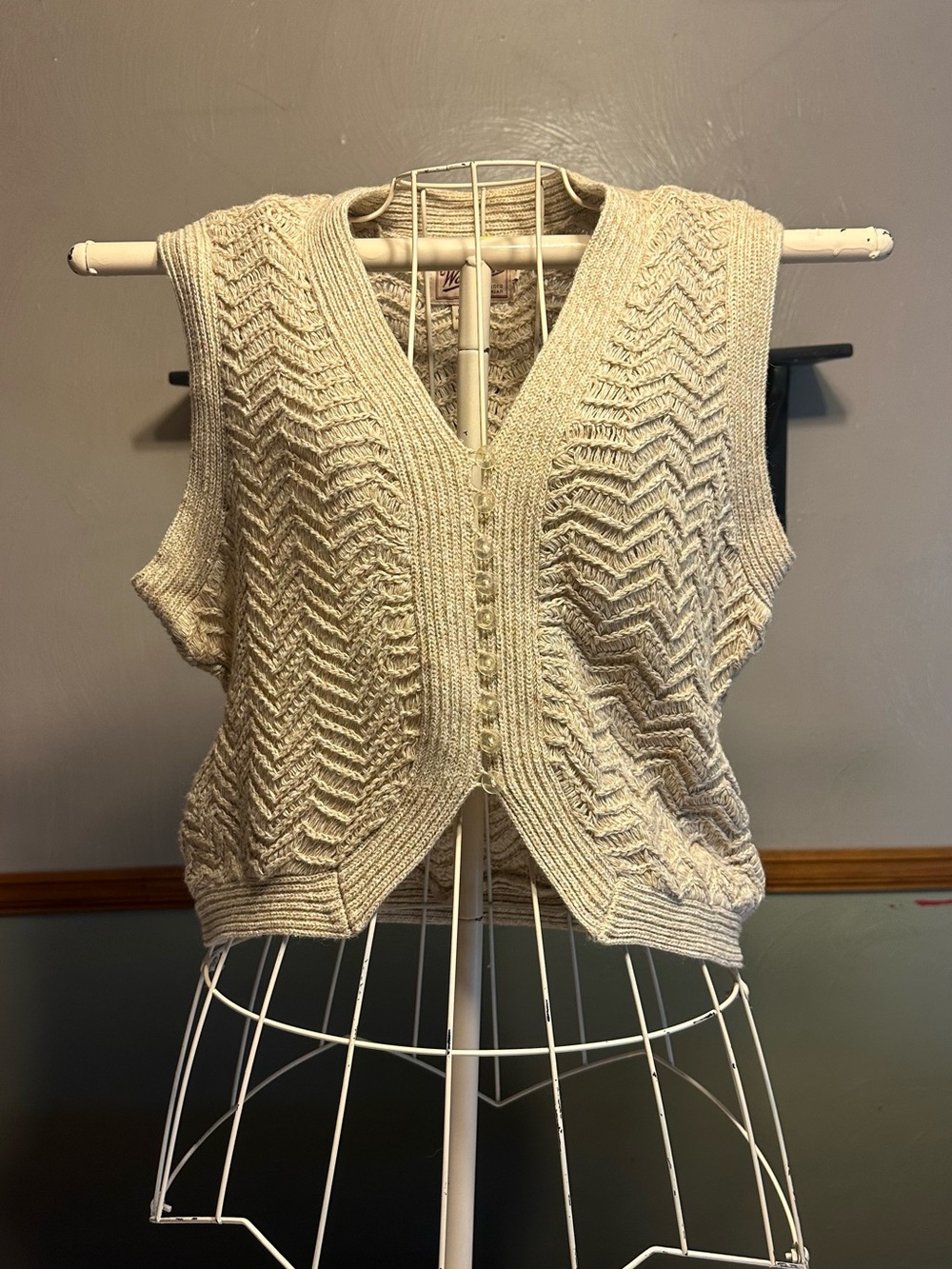 Woolrich Cream Chevron Knit Button-Front Sweater Vest